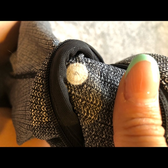 Lululemon Speed Up Tight 28" *Full-On Luxtreme - Picture 3 of 3